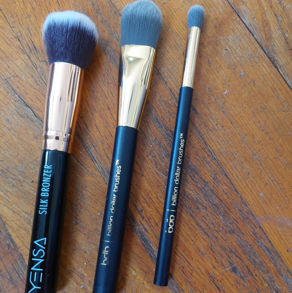 Yensa and billion dollar brush set